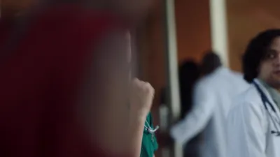 The Resident-E2.The Prince & The Pauper