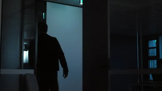 E1