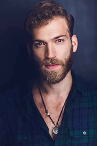 Tucker Lewis