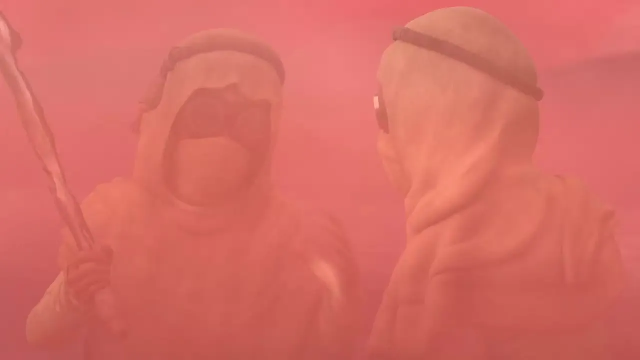 E4