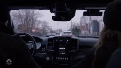 Chicago P.D.: Distrito 21-E14.Center Mass