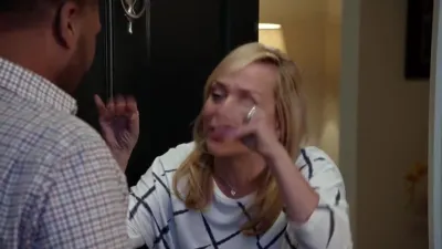 Black-ish-E14