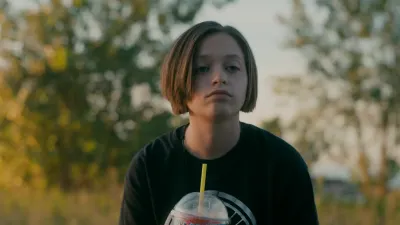 Paper Girls-E4.It Was Never About the Corn