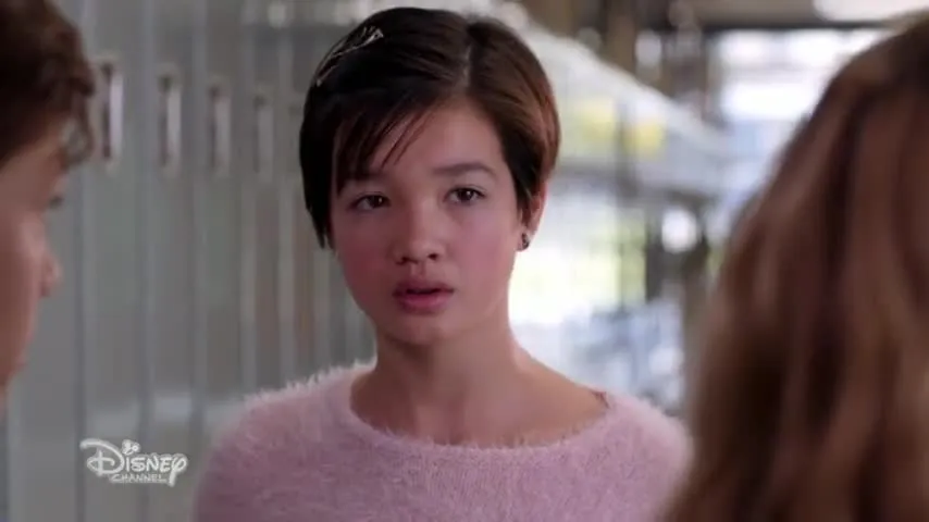 E9.She's Turning Into You