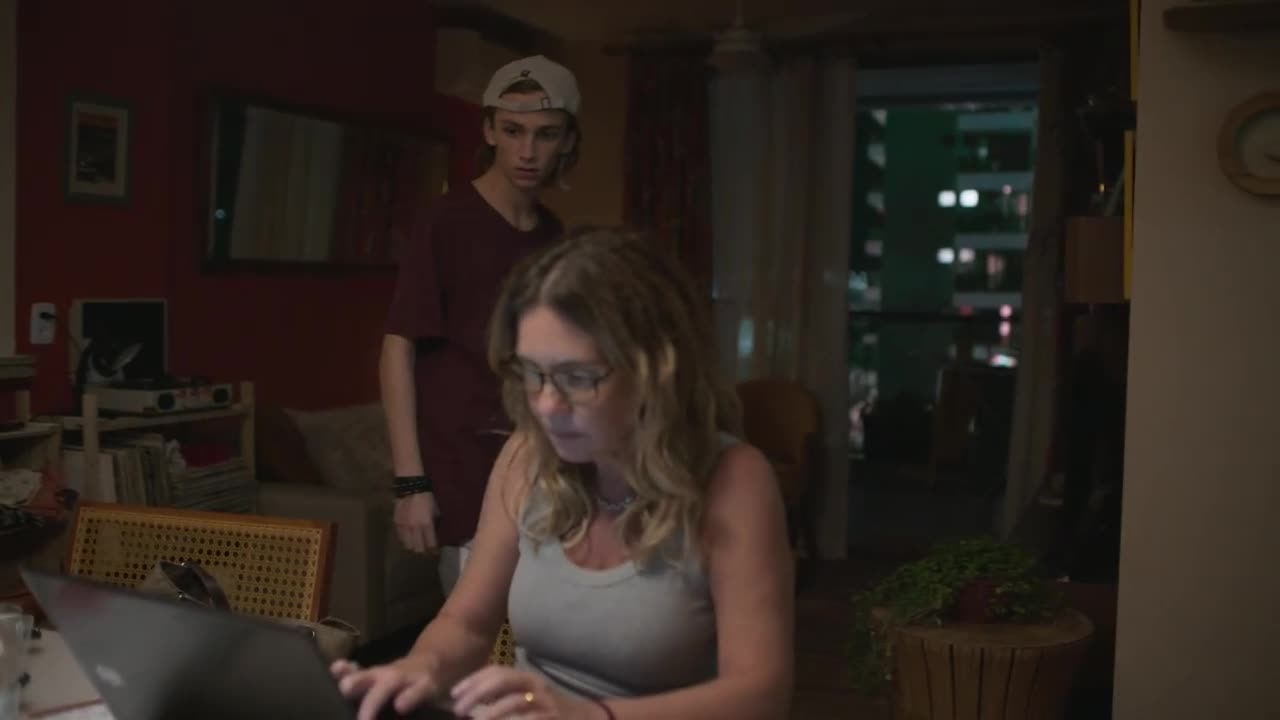 Os Outros Episódio 9