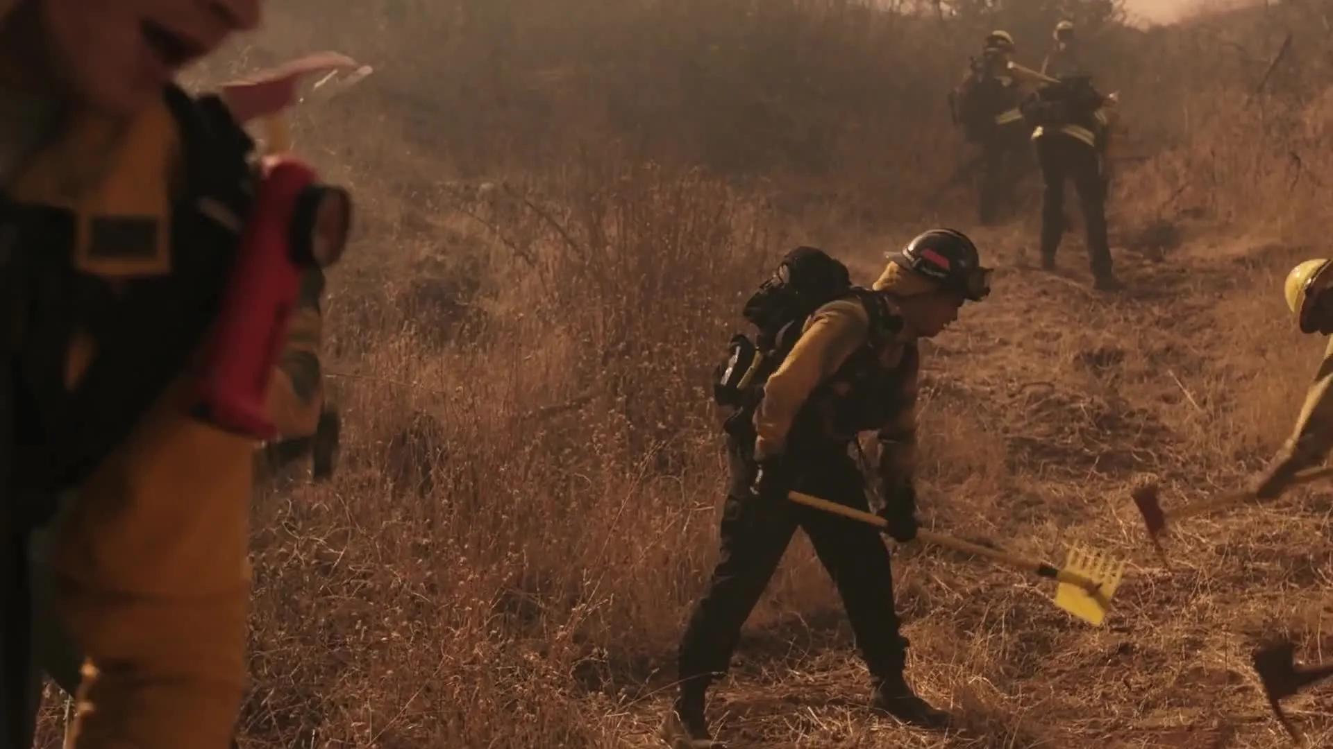 E3.Hold the Line