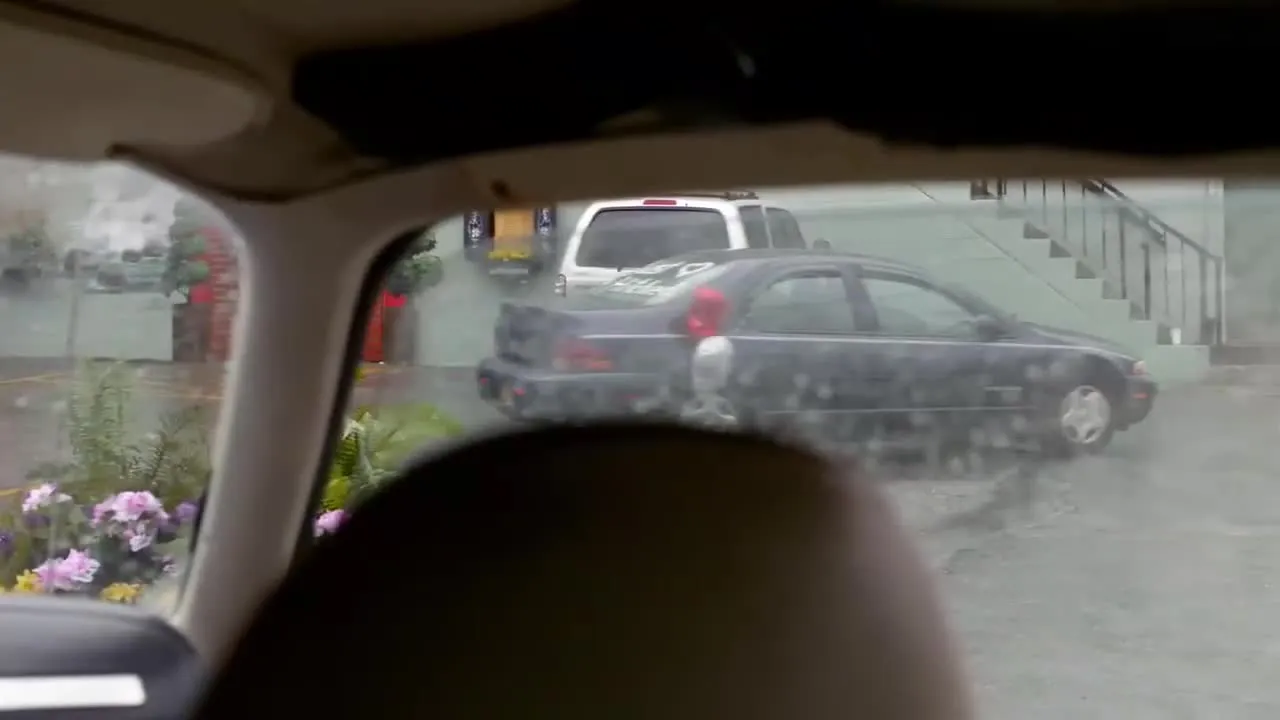E8