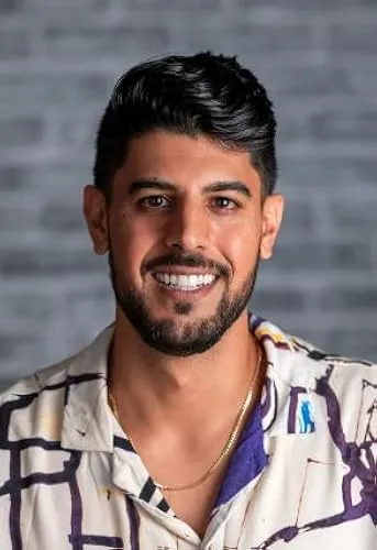 Neesh Riaz