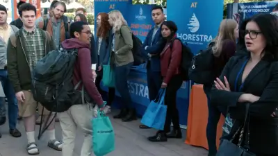Família Moderna-Episódio 15