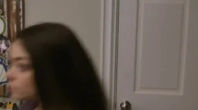 E23