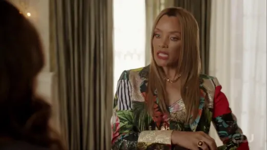 E15.She Lives in a Showplace Penthouse