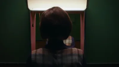 E4