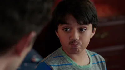 Gabby Duran: Babá de Aliens-E12.The Note
