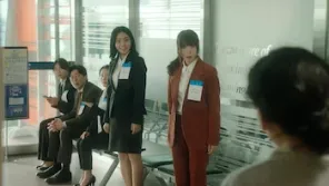 Cena do episódio 1 de Miss Night and Day