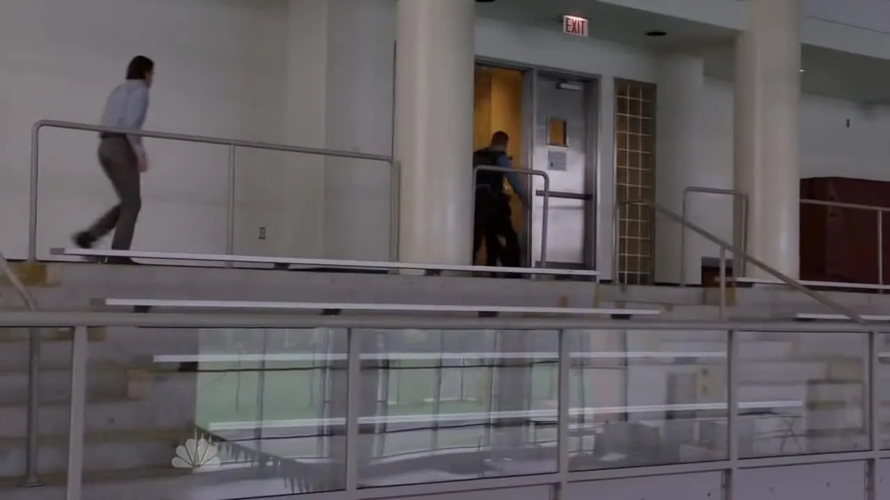E7.A Dead Kid, a Notebook and a Lot of Maybes
