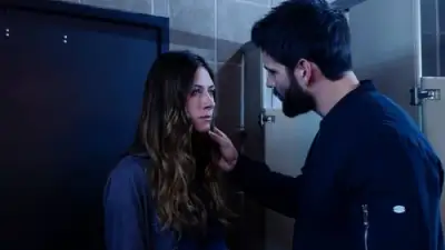 No Escuro-E2