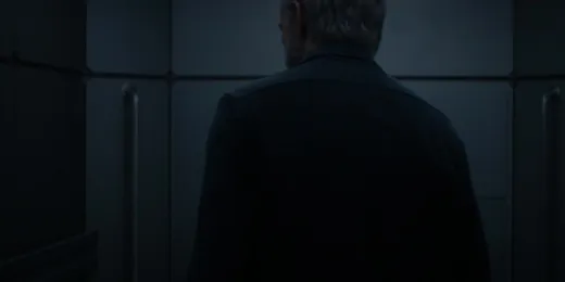 E8