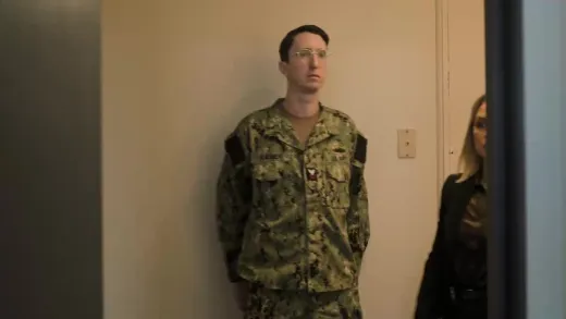 E8