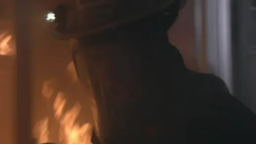 E22
