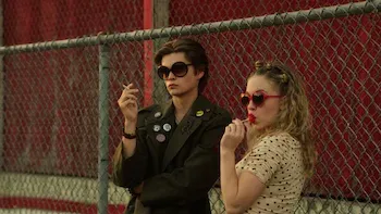 Everything Sucks!-E3.Tudo isso e muito mais