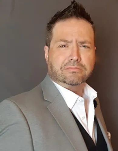 Tony Chris Kazoleas