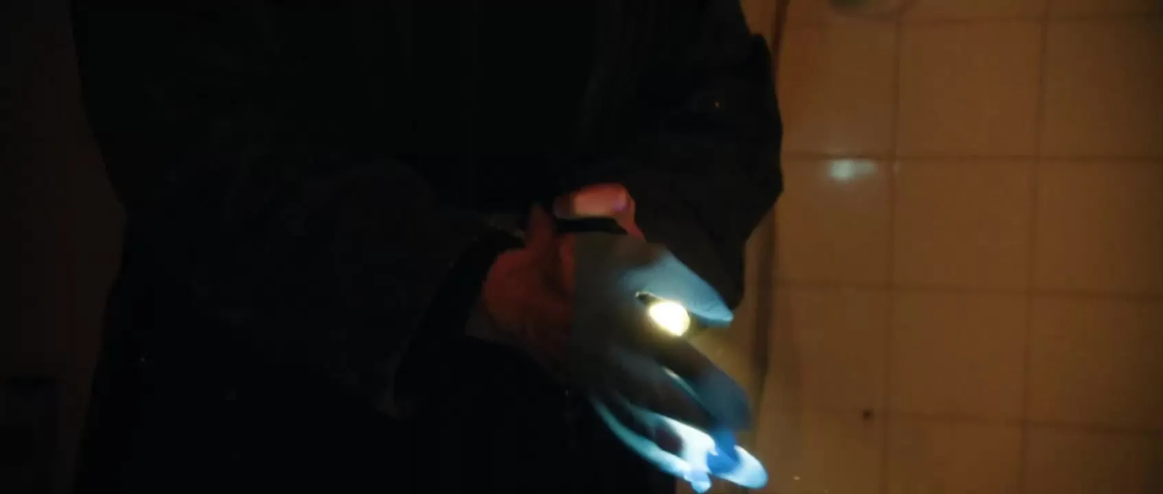 E6
