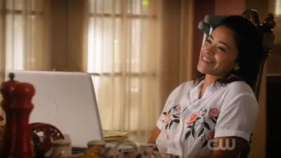 Jane the Virgin-E3.Chapter Sixty-Seven