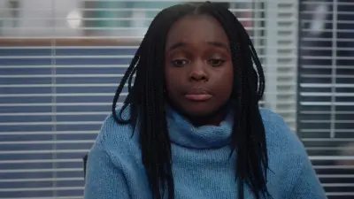 The Resident-E19.Snowed In