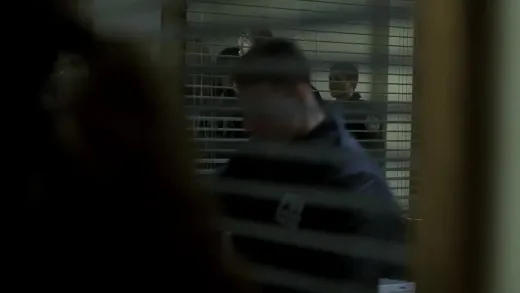 E8