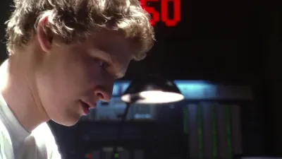 E3
