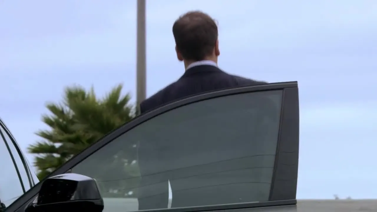 E12