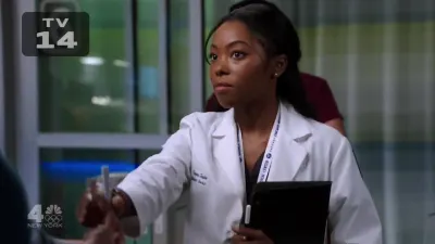 Chicago Med: Atendimento de Emergência-E14.A Red Pill, A Blue Pill