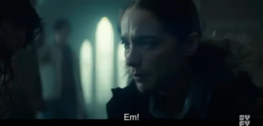 E10