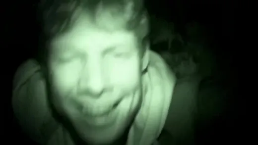 E4
