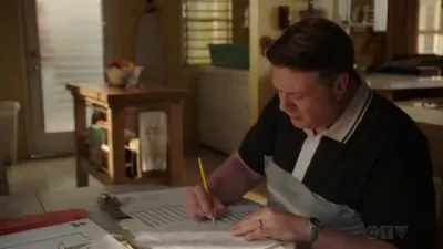 Jovem Sheldon-E7.A Tougher Nut and a Note on File