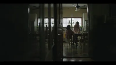 The Outsider-E4.Que Viene el Coco