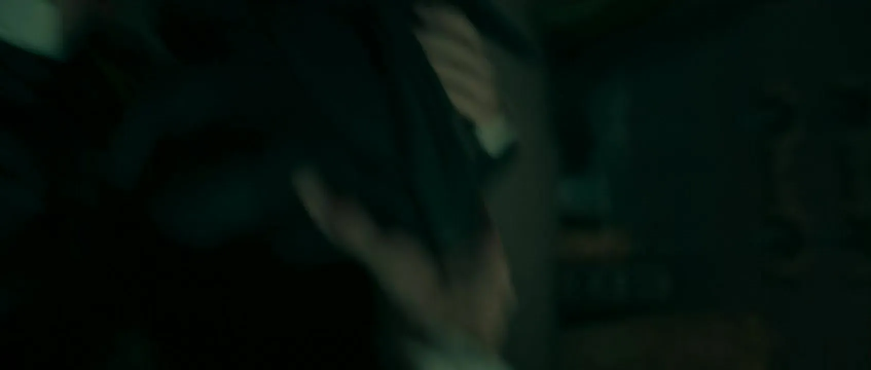 E8