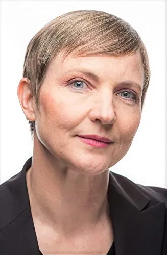 Lara Dale