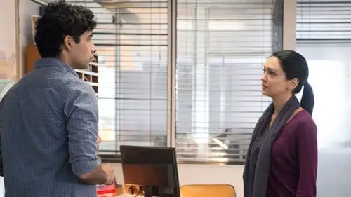 E4