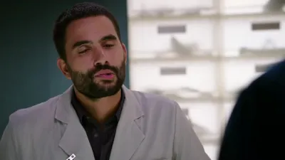 Bones-E17