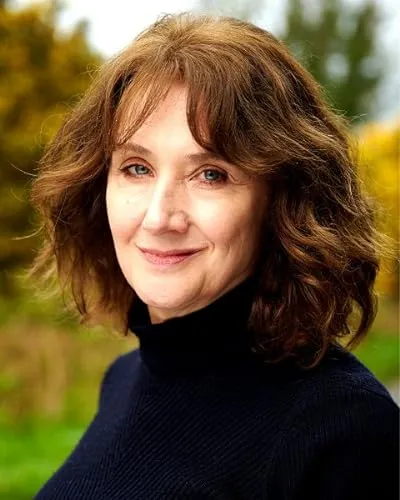 Ali White