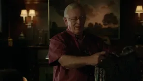 Cena do episódio 2 de Sangue Azul
