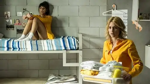 E1