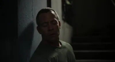 E6