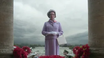 The Crown-E8.Na corda bamba