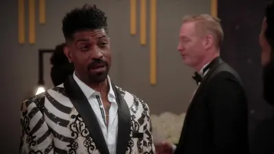Black-ish-E9.And the Winner Is...