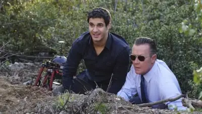 Scorpion: Serviço de Inteligência-E17