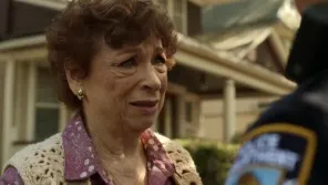 Cena do episódio 6 de Sangue Azul