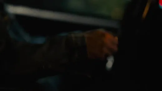 E9