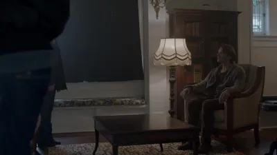 - Além de um Crime 4x2